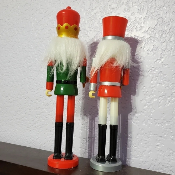 Christmas Holiday Nutcracker Soldiers Home Decor Set of 2 - Picture 2 of 7